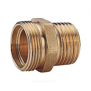 Ниппель латунь переходной Ду 15х16 (1/2") НР R180R Giacomini R180RY015